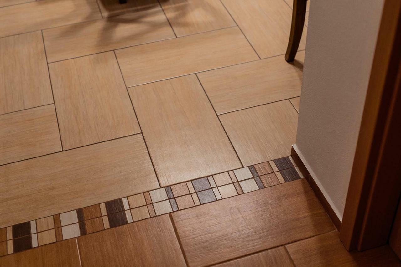 Apartmany Hrady ツベレツ エクステリア 写真