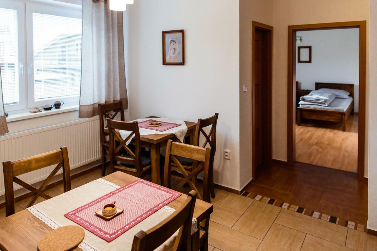 Apartmany Hrady ツベレツ エクステリア 写真