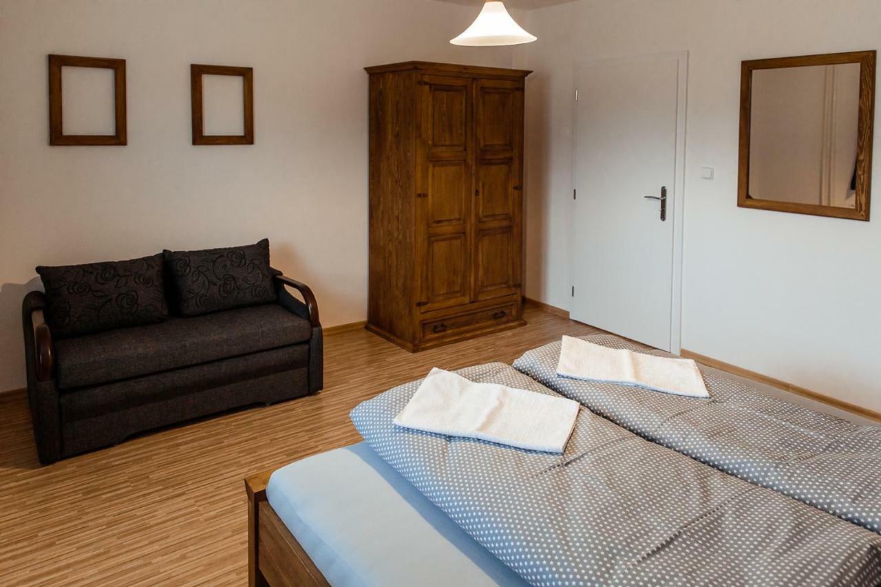 Apartmany Hrady ツベレツ エクステリア 写真