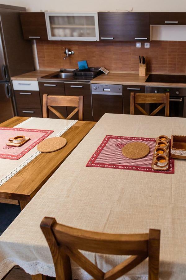 Apartmany Hrady ツベレツ エクステリア 写真